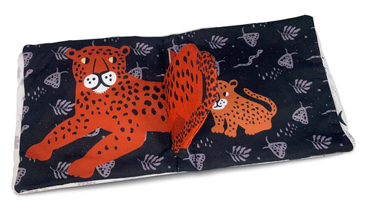 Peekaboo Jungle: Baby's First Crinkle Peek-A-Book